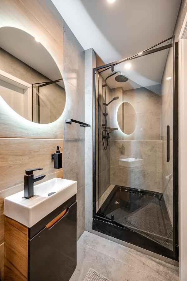 Loft House Apartment Studio Z Ogrodkiem 3 Rybnik  Luaran gambar